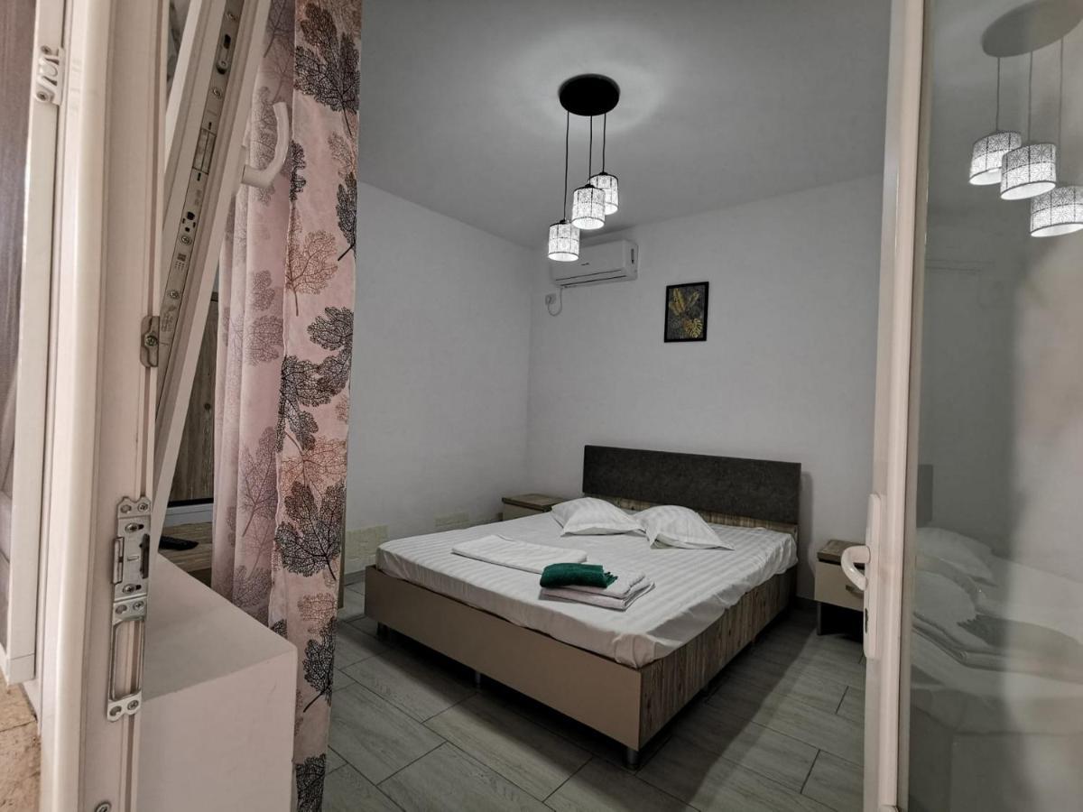 Zapp House Hotel Costinesti Exterior photo