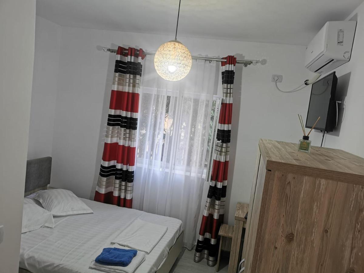 Zapp House Hotel Costinesti Exterior photo